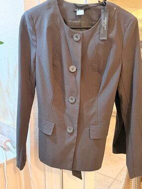 VENUS Women's Gray Round-Neck Button Blazer with pants. For office